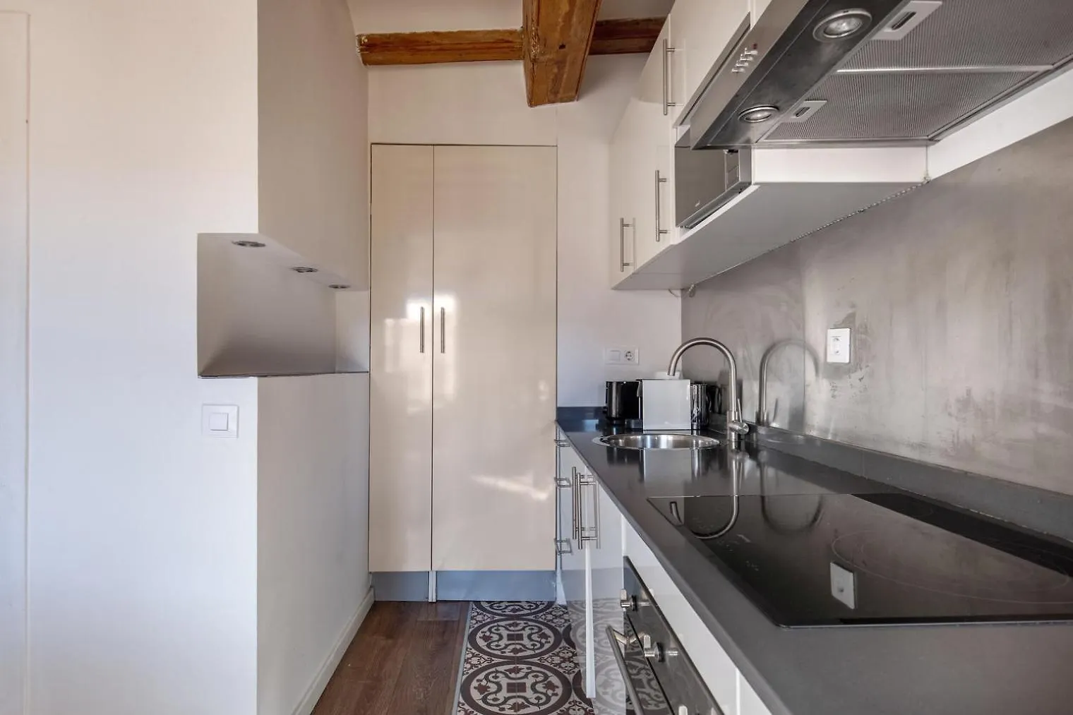 Blueground El Born Balcony Private Terrace Bcn-125 Apartment Barcelona 0*,